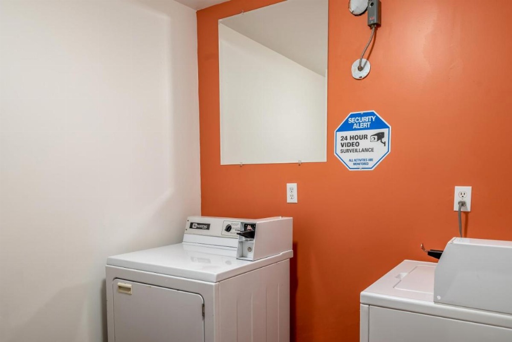 Motel 6-Fort Nelson, BC Image 12