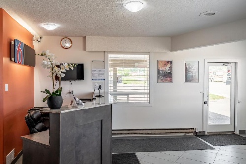 Motel 6-Fort Nelson, BC image 15
