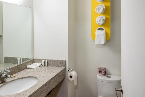 Motel 6-Fort Nelson, BC image 2