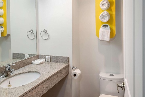 Motel 6-Fort Nelson, BC image 30