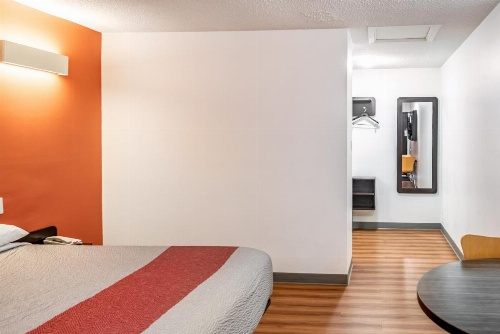 Motel 6-Fort Nelson, BC image 7